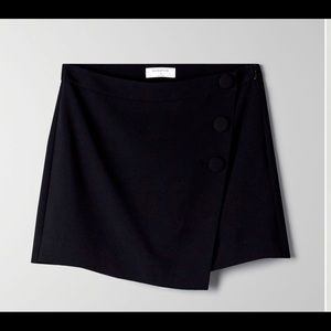 Babaton Skort NWT
